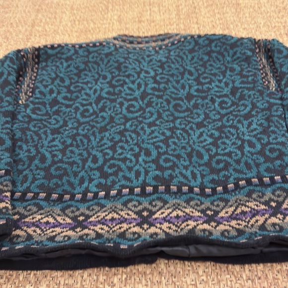 Vintage Icelandic Design Lined Sweater with Frog Fasteners - Picture 12 of 15